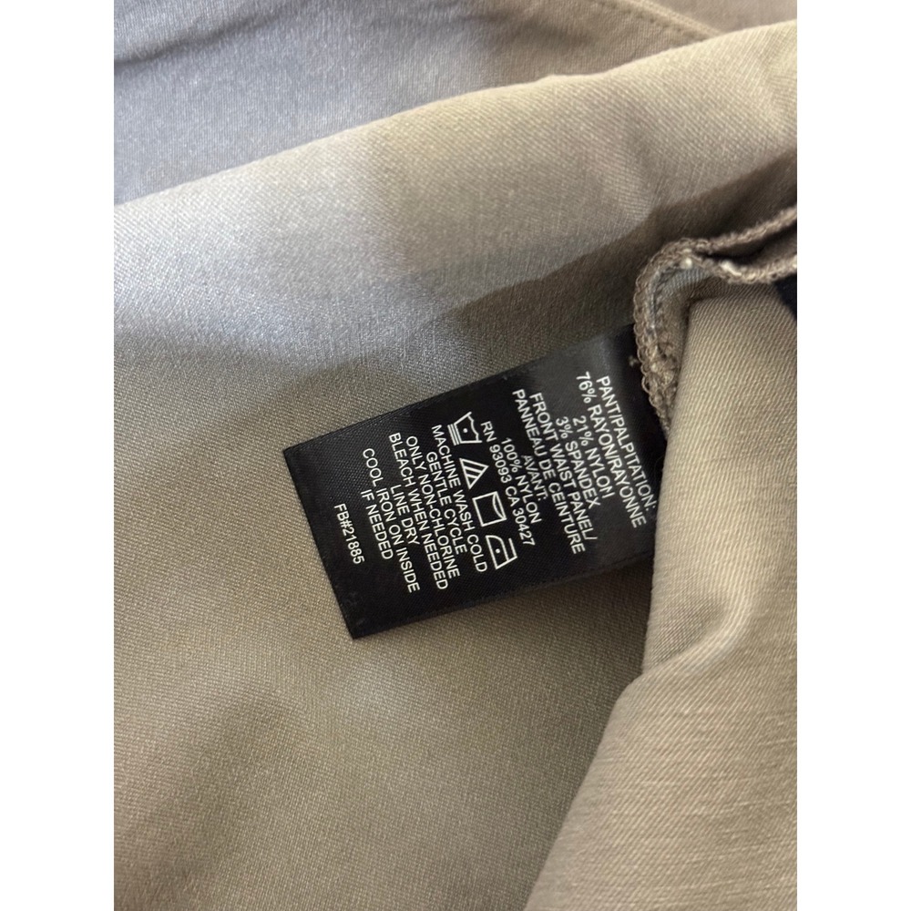 NIC+ZOE Women Wonderstretch Pants 12 Petite Gray Lot of 2 Pull On Straight Leg - Picture 5 of 9